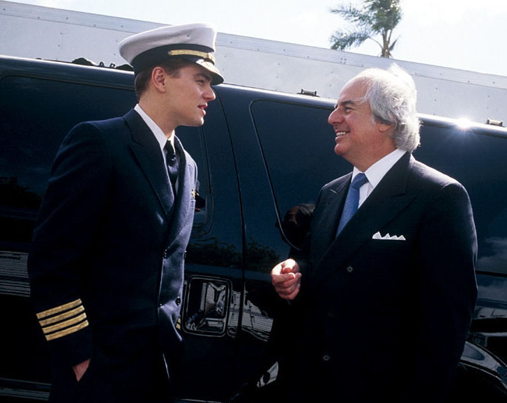 Leonardo DiCaprio and Frank Abagnale on the movie set