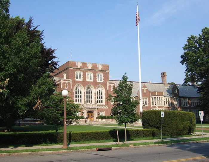 The Bronxville Public School